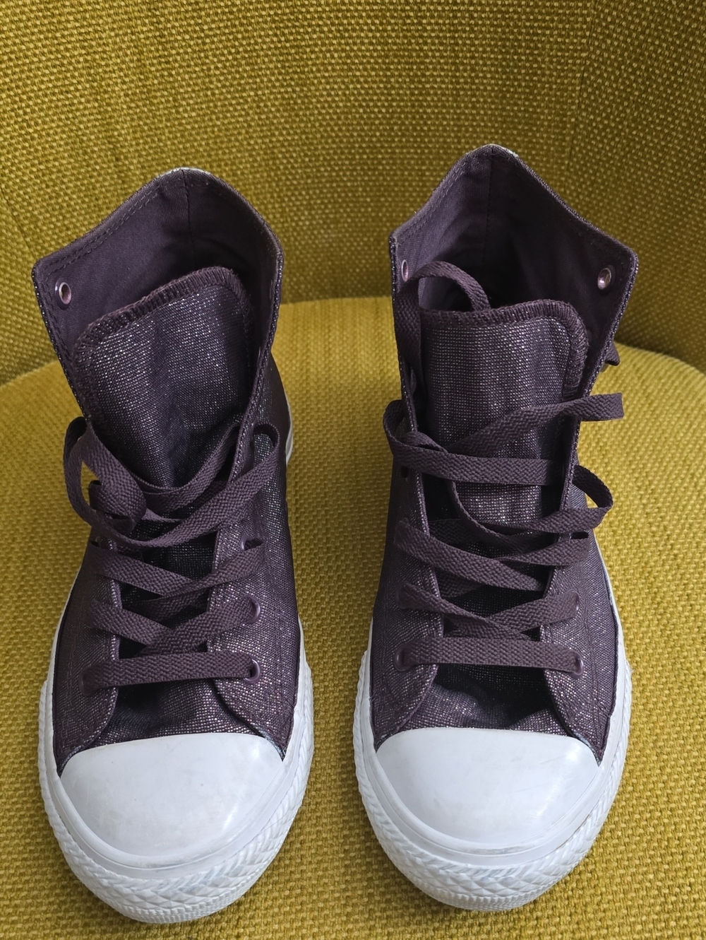 Converse Purple